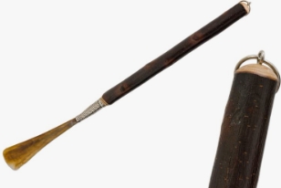 Моят опит с Pasotti Shoe Horn: малък аксесоар с голямо удобство